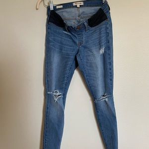 Made well maternity Skinny Jeans under belly